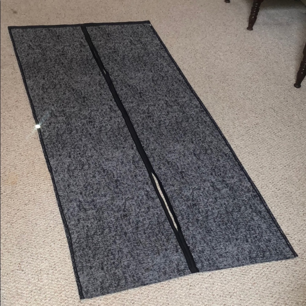 LuluLemon Vinyasa Scarf